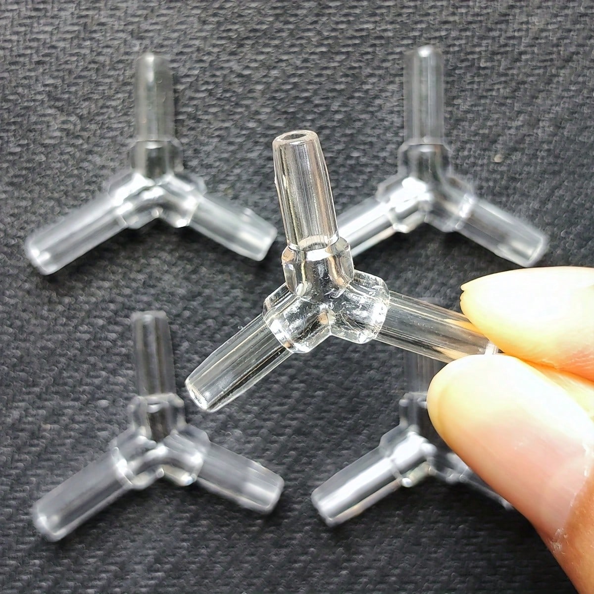 Connecteurs de tubes d'aératio - Fish Toy In Aquarium avis et prix